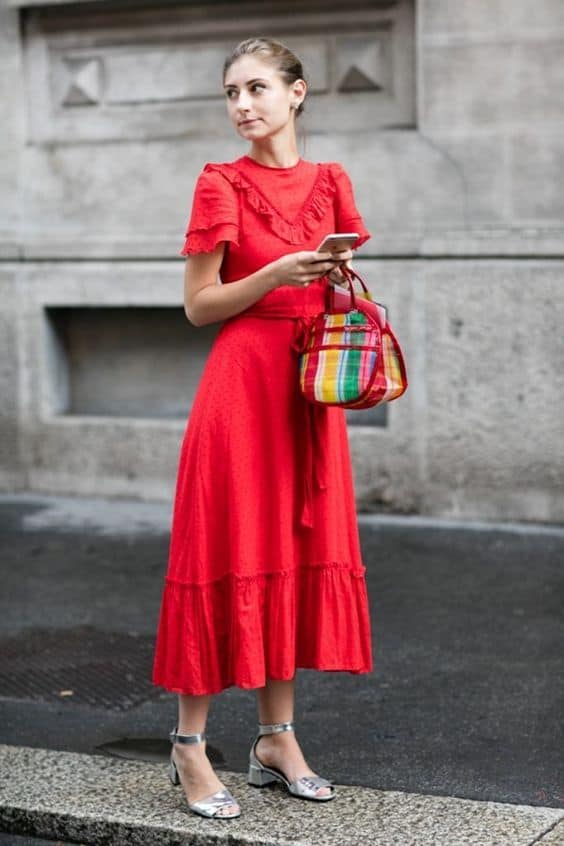 Cómo combinar un vestido rojo? 17 Looks