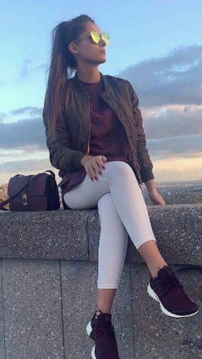 Cómo Combinar Zapatillas Negras – [20 Looks]