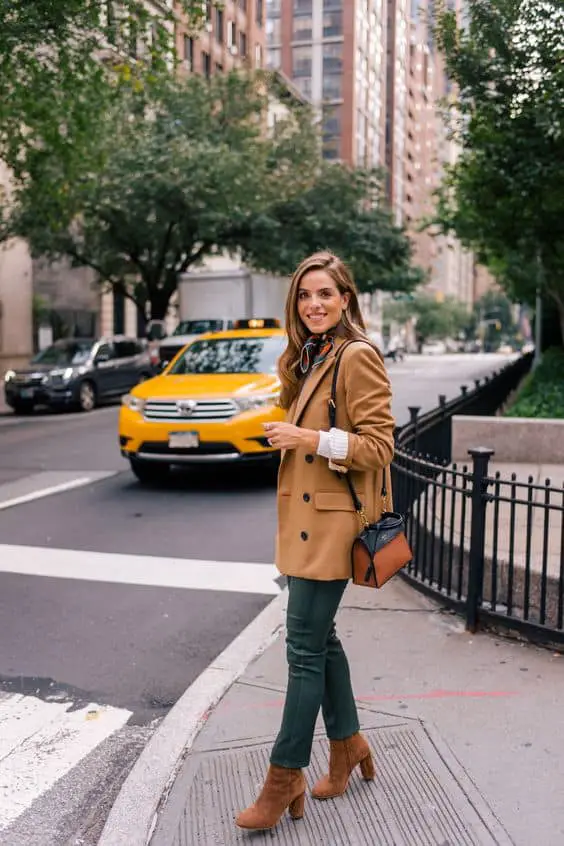 10-Look-con-pantallón-verde