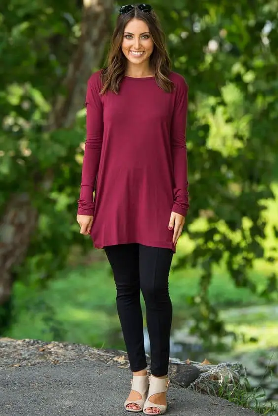 15-Look-con-blusa-vinotinto